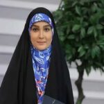 جشن تولد مژده خنجری در کافه؛ قاب صمیمی مجری صداوسیما در کنار فرزندش