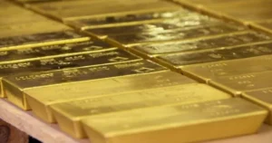 قیمت طلا به بالاترین سطح سهماهه رسید ؛ پیشبینی بانک مرکزی برای ۵۰۰۰ دلار در سال 2027
