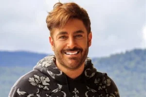 رونمایی از خودروی لاکچری رضا گلزار؛ رولزرویس کولینان منصوری چند؟