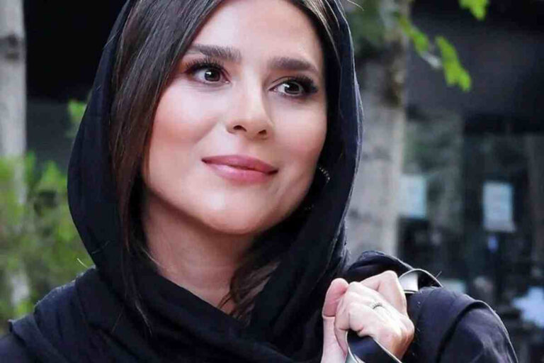 بغض سحر دولتشاهی برای ایران؛ مادری که خودش را فراموش کرده / تشویق ممتد حاضران در رویداد «روایت شب»
