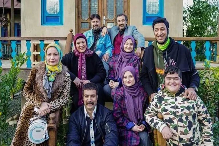 تولد ۲۲ سالگی سارا و نیکا فرقانی؛ دوقلوهای سریال پایتخت در قاب جدید + عکس