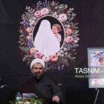 تصاویر زینب سلیمانی و وزیر راه در مراسم بزرگداشت شهیده بشری حسینی خامنه‌ای