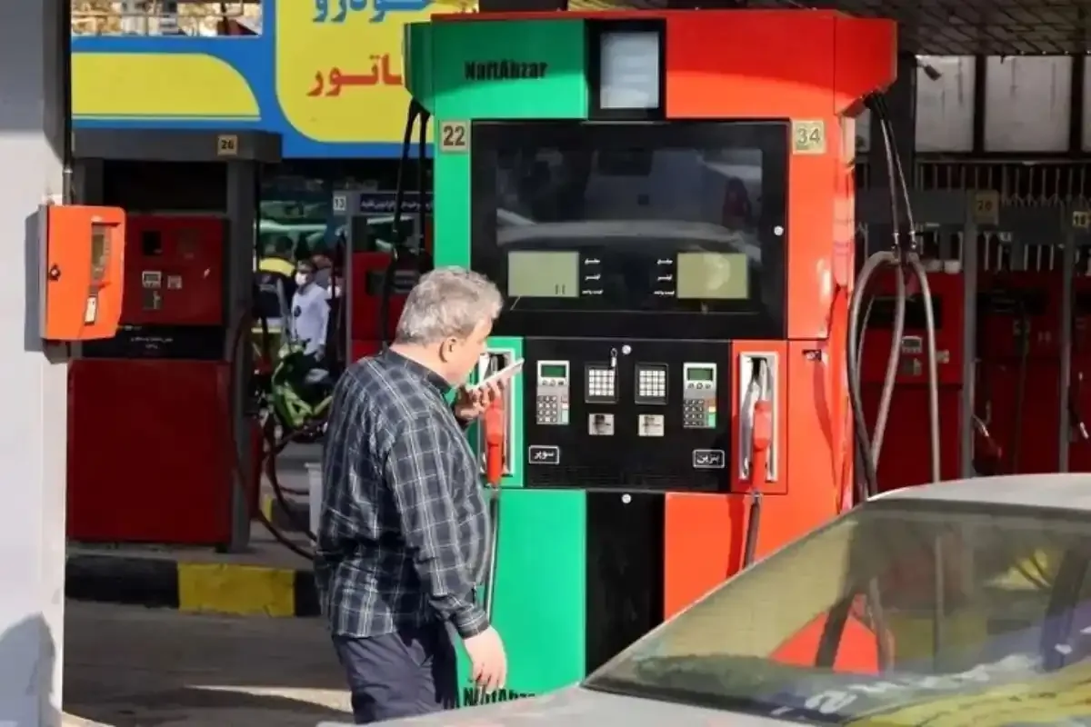 با کارت اضطراری جایگاه چند لیتر بنزین می‌توان زد؟ سقف هر بار سوخت‌گیری اعلام شد