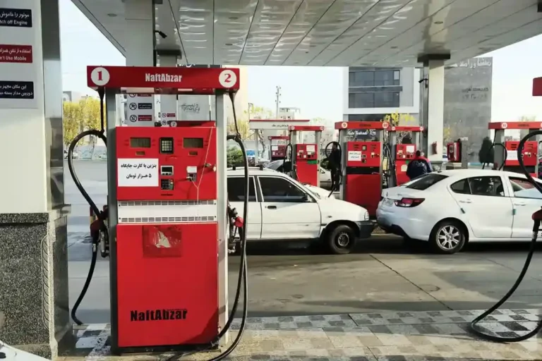 قیمت بنزین در جایگاه سوخت