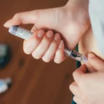 پکیج عجیب بعضی مزون‌های لباس عروس؛ آمپول لاغری همراه با لباس عروس! + فیلم