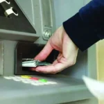 شیشه‌نویسی مهربانانه در مازندران ؛ مشتری‌مداری به سبک محلی