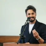 دیدار گرم راغب با زائران حرم رضوی؛ سلفی‌های صمیمانه با مداح اهل بیت