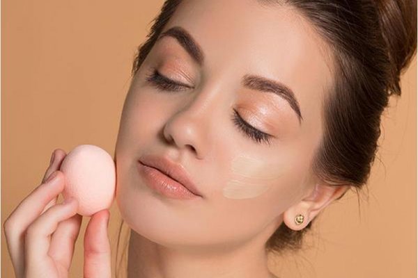 کرم پودر روشن یا تیره
