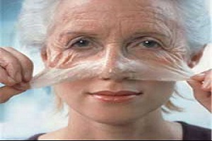 چروکهای پوستی چگونه ایجاد میشوند؟| گفت و گو با یک متخصص پوست در این باره