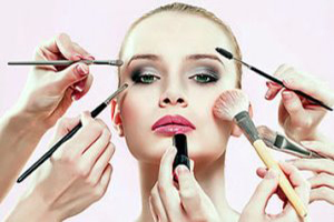 لاغری صورت با چند ترفند آرایشی ساده و آسان را بیاموزید