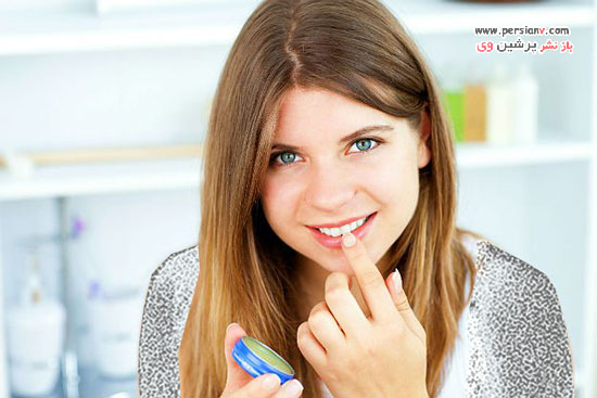 آماده کردن لب ها پیش از آرایش لب آرایش لب با رژ قرمز
