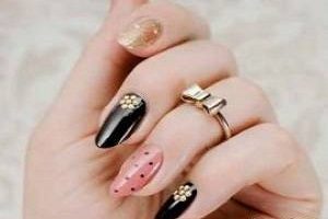 مانیکور هایی که سیصد ساعت صرف طراحی شان شده! +عکس