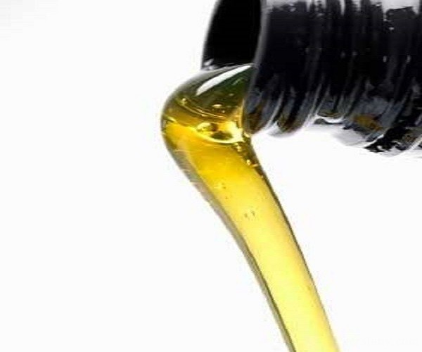 مشکلات پوست سر را با روغن شگفت انگیز چریش برطرف کنید