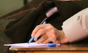 احکام محرمیت عروس و پدر شوهر