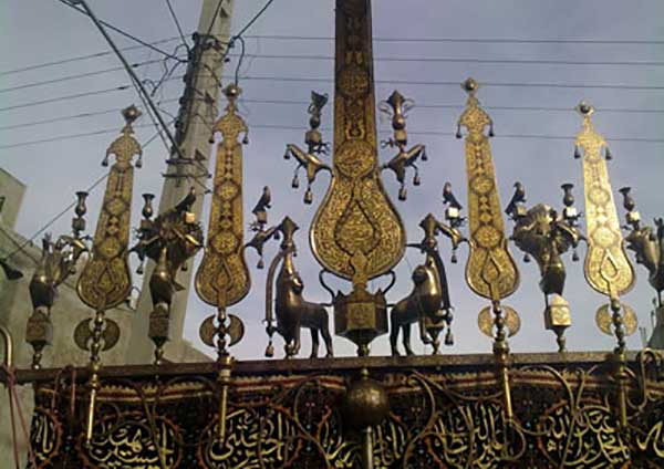 حکم علامت و علم در عزادری امام حسین علیه السلام