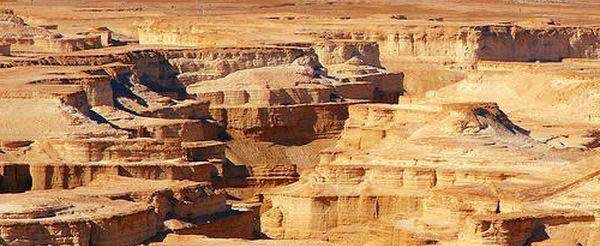 سبّ و لعن در قرآن شهر لوط