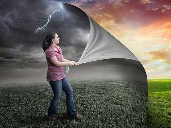 آفرینش انسان در رنج