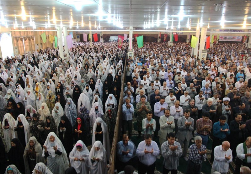 نظر علما درباره فاصله زن و مرد در نماز فاصله زن و مرد در نماز