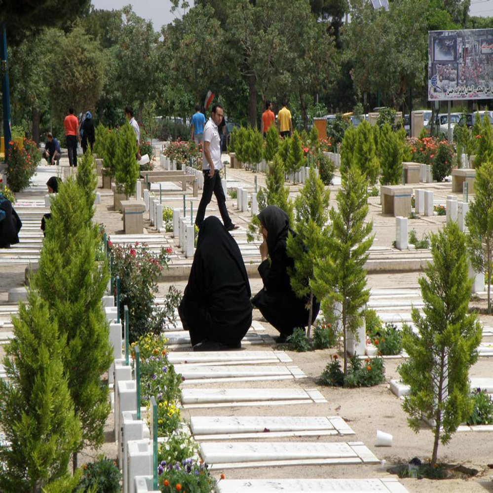 اموات در روز جمعه اموات در روز جمعه