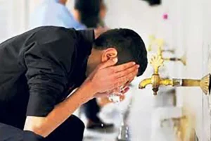 چگونه وضو بگیریم؟ راهنمای کامل طریقه وضو گرفتن برای آرامش و پاکی
