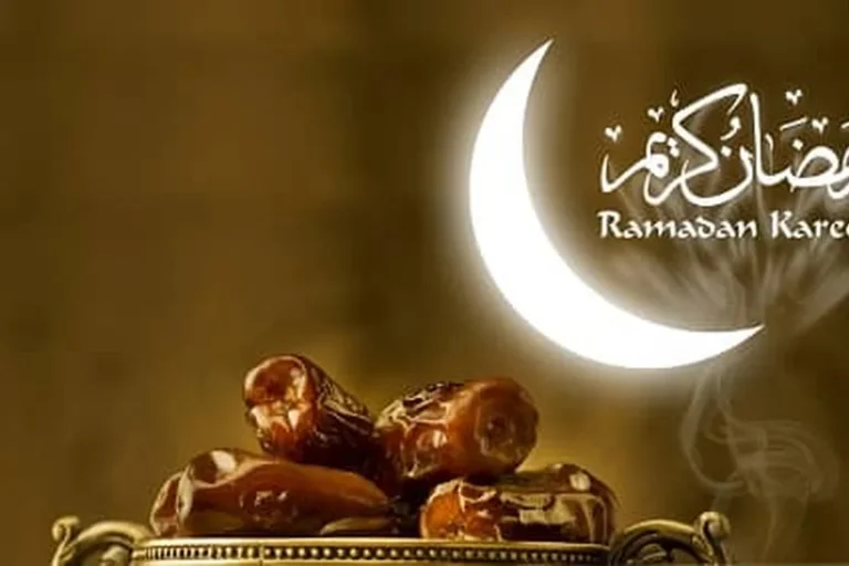 مواردى که مستحب است انسان از کارهایى که روزه را باطل میکند خوددارى نماید