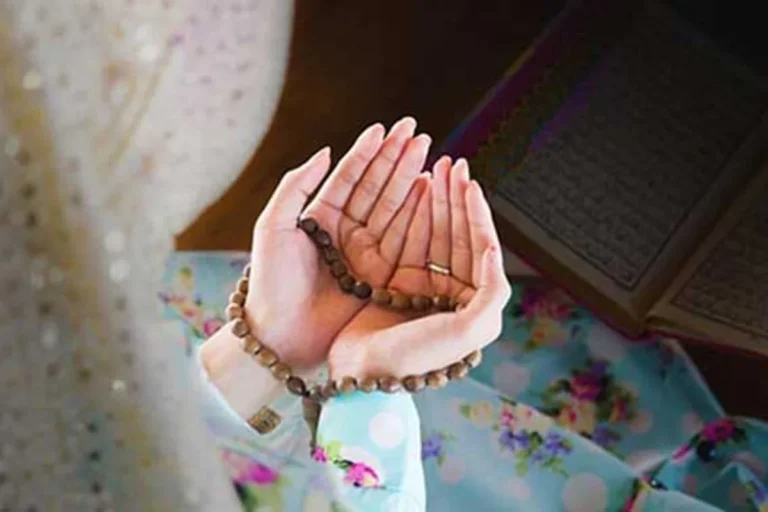 نمازی که ثواب 40 مرتبه قرآن خواندن را دارد