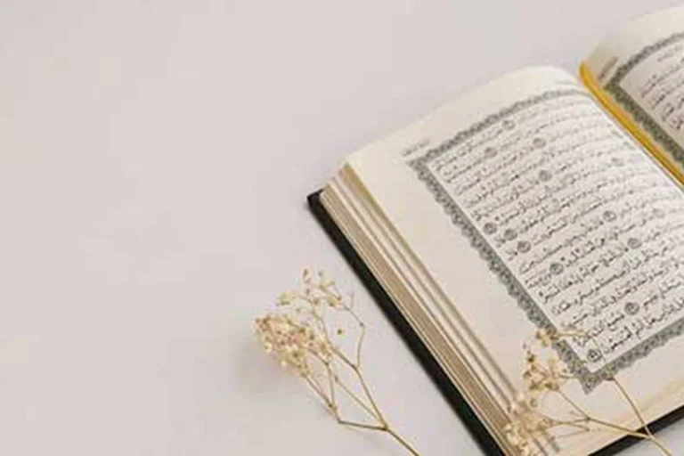 چرا قرآن تنها به زبان عربی نازل شد؟