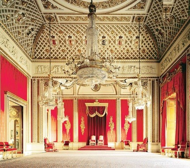 معماری باشکوه کاخ باکینگهام لندن