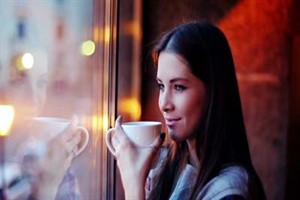 آشنایی با مضرات مصرف قهوه برای خانم ها