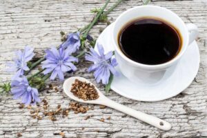 جایگزین قهوه ؛ بهترین نوشیدنیهای جایگزین قهوه + خواص و طرز تهیه