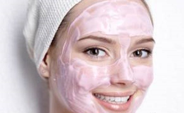 ماسک های روشن کننده و جوان کننده پوست